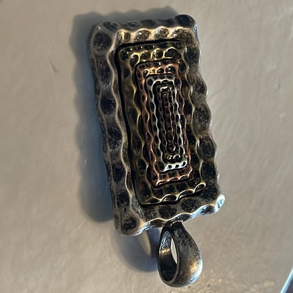 NEXUS Retired LIA SOPHIA Pendant - Picture 4 of 14